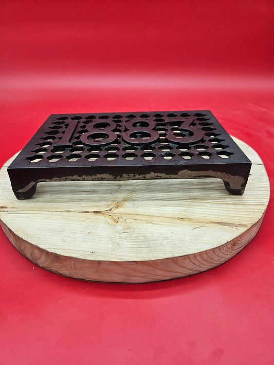 Trivet Pot Stand / Air Vent Grille 1883 - 6" x 9"