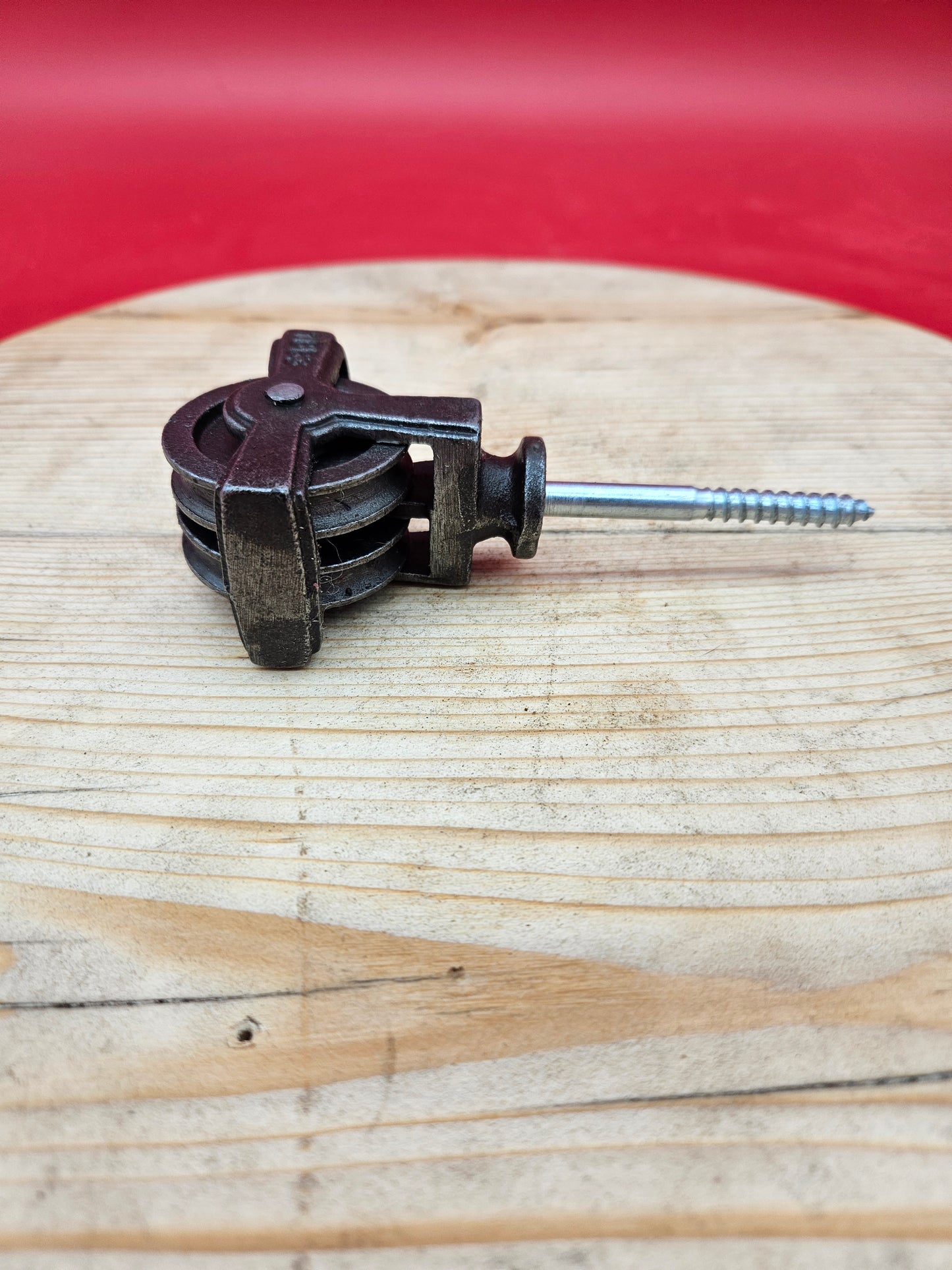 Double Screw-In Pulley Wheel
