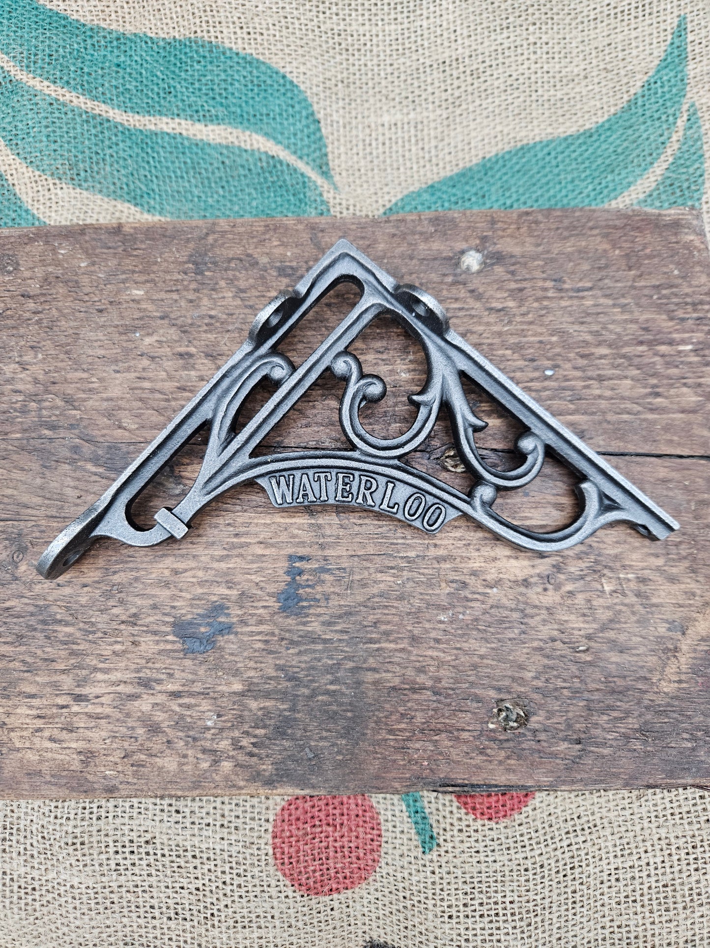 Waterloo Bracket 6" x 6"