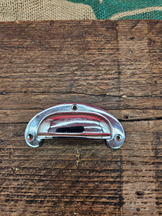 Round Lipped Cup Pull Handle - Chrome on Brass