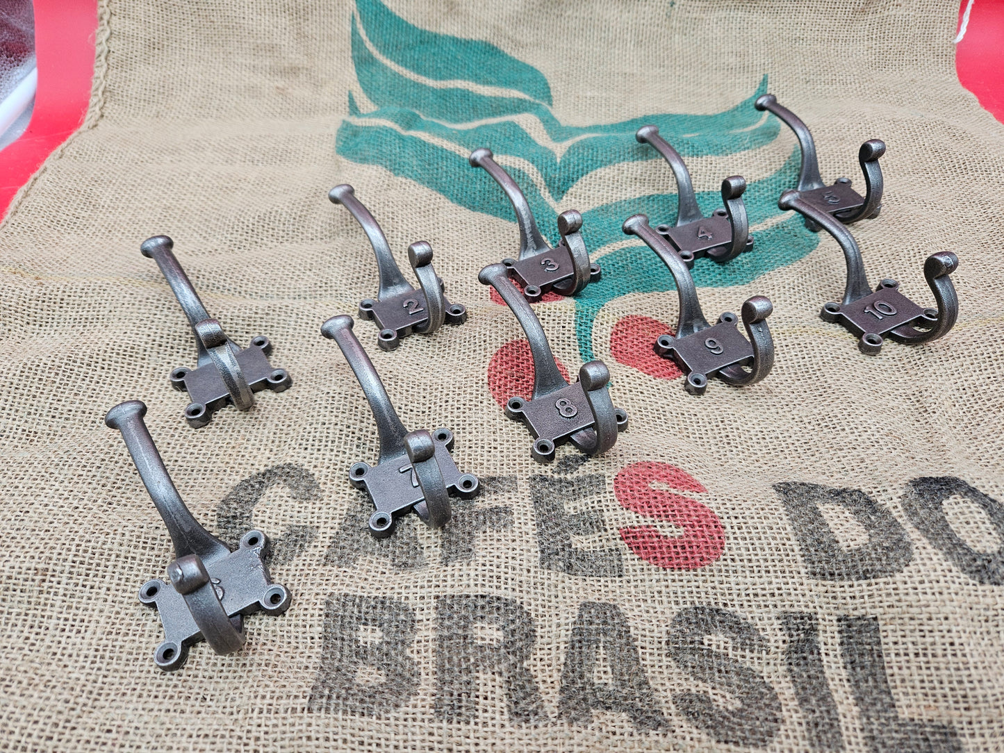 Retro Vintage Numbered 1- 10 Hat & Coat Hook Set