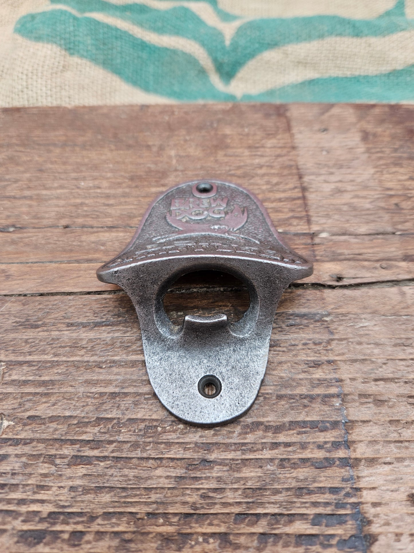 Brew Dog “Drink Craft Beer” Bottle Opener – Cast Iron Barware – Novelty Beer Lover Gift – Industrial Pub Décor