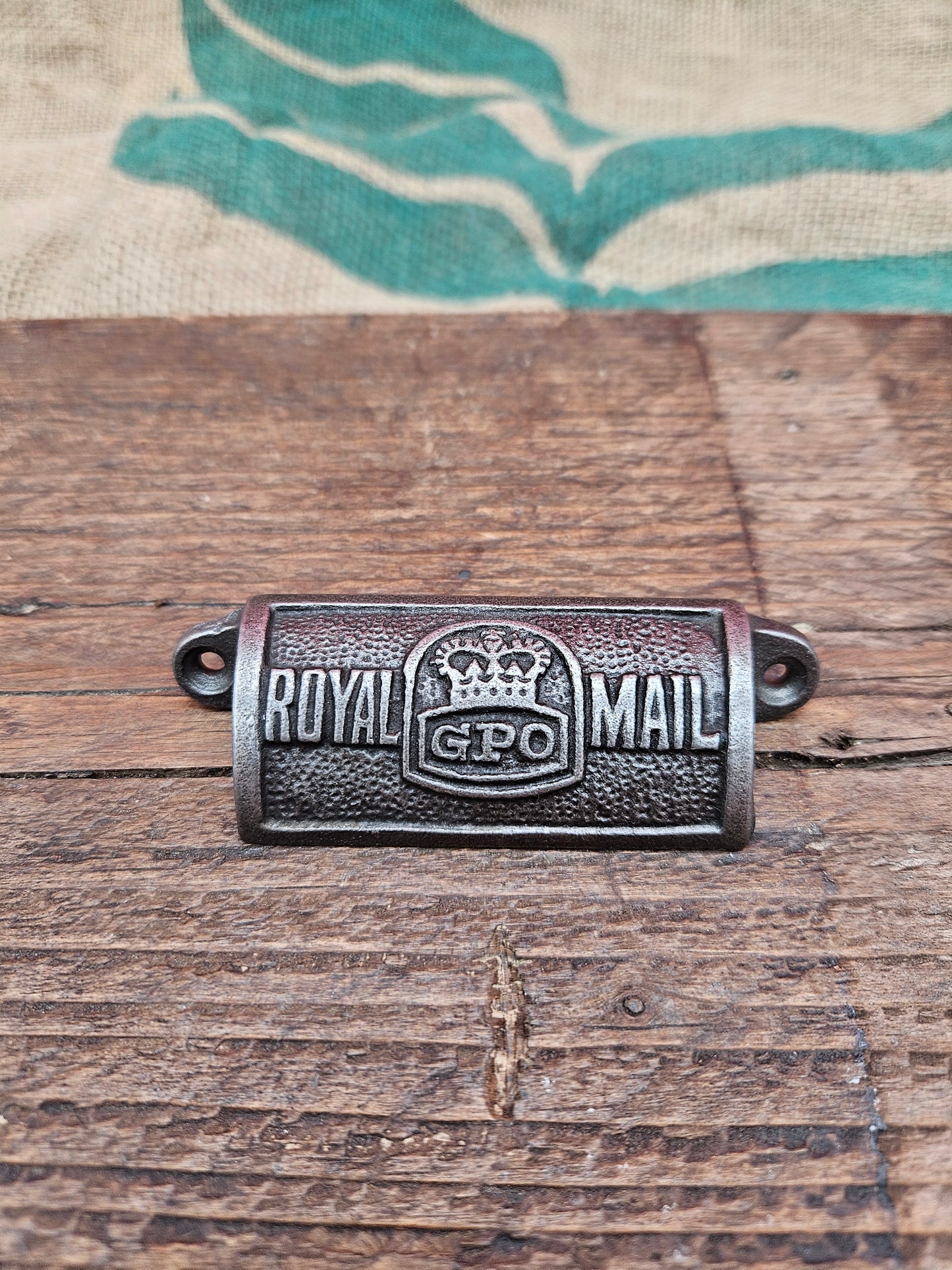 GPO Royal Mail Cup Pull Handle