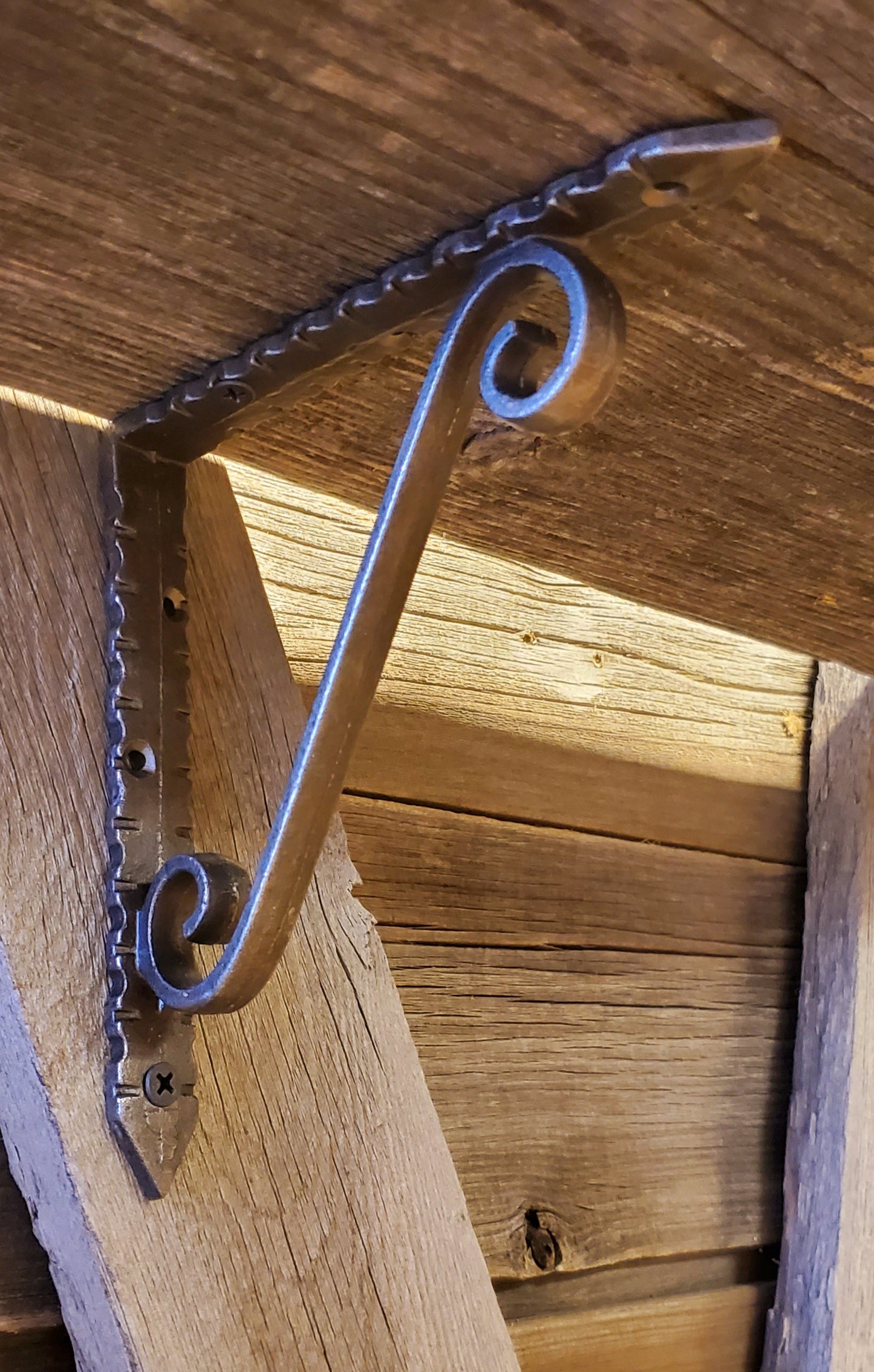 Simple Scroll Bracket - Wrought Antique Iron 6"