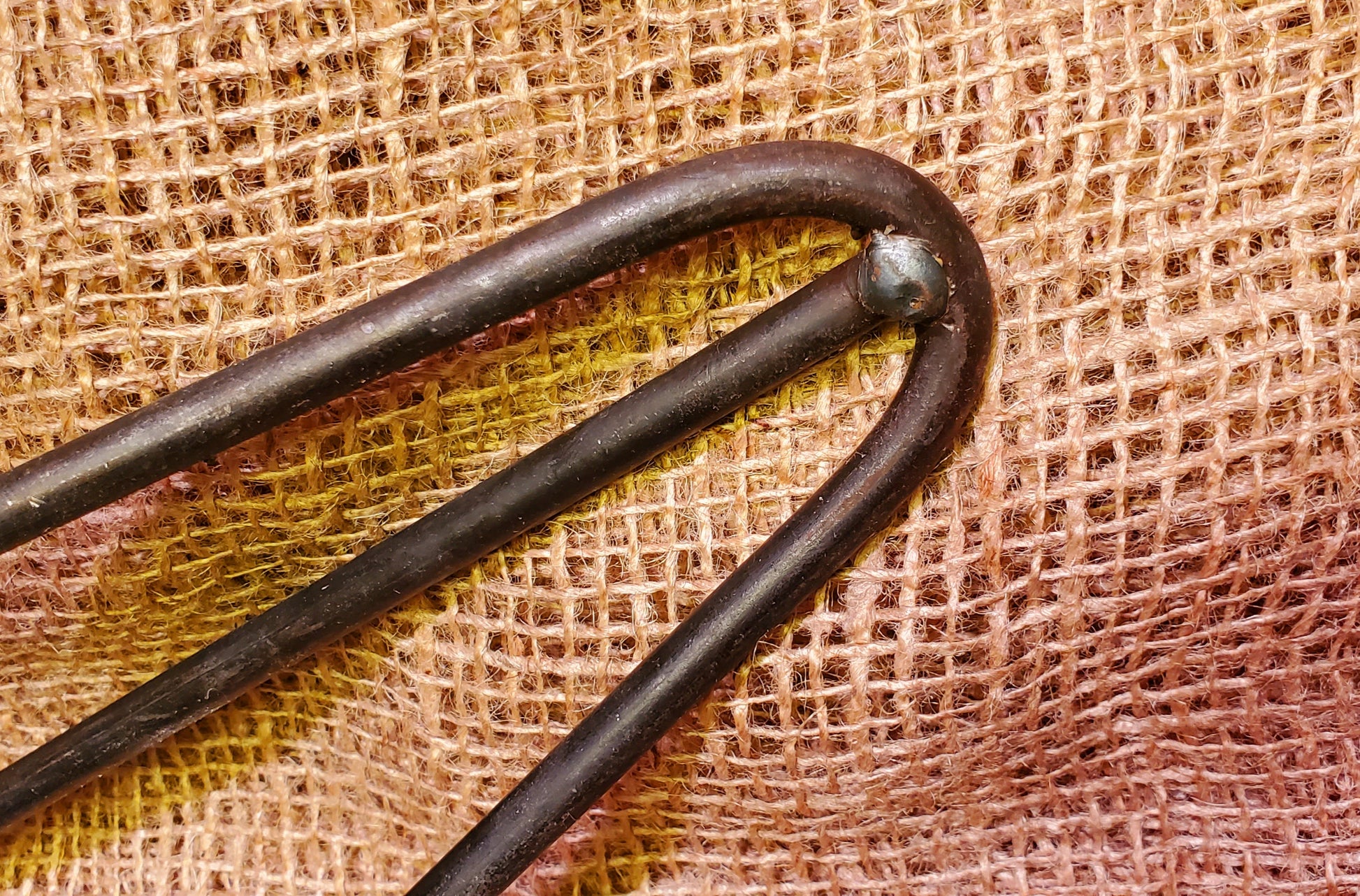 Hairpin Leg Support 4" Antique Iron 3 prong - Spearhead Collection - Hairpin Legs - Hairpin Legs, Hardware
