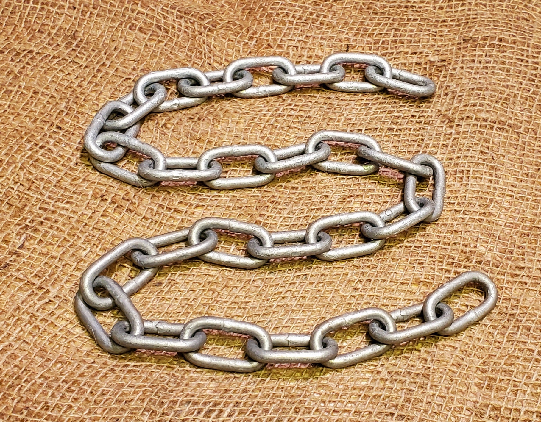 Chain - 6mm 1/4" x 36" Galvanized Steel - Spearhead Collection - Padlocks, Keys & Chains - Chains, Hardware