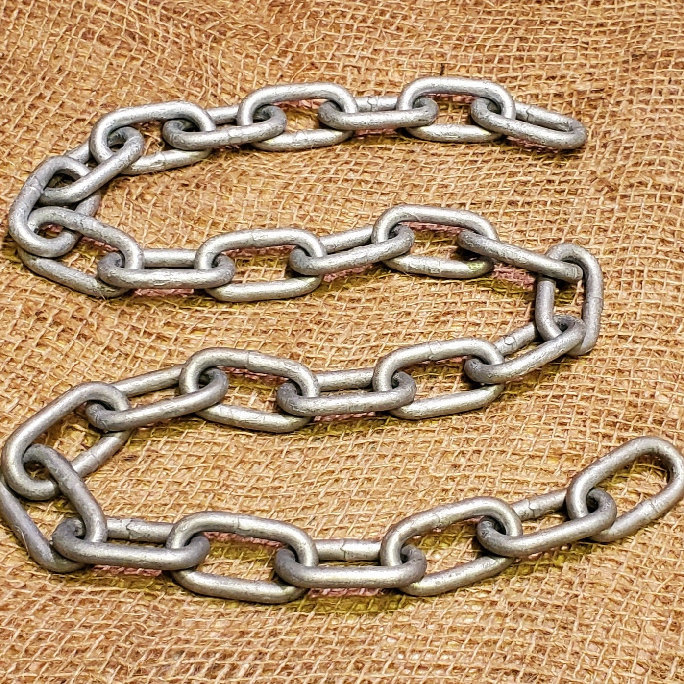 Chain - 6mm 1/4" x 36" Galvanized Steel - Spearhead Collection - Padlocks, Keys & Chains - Chains, Hardware