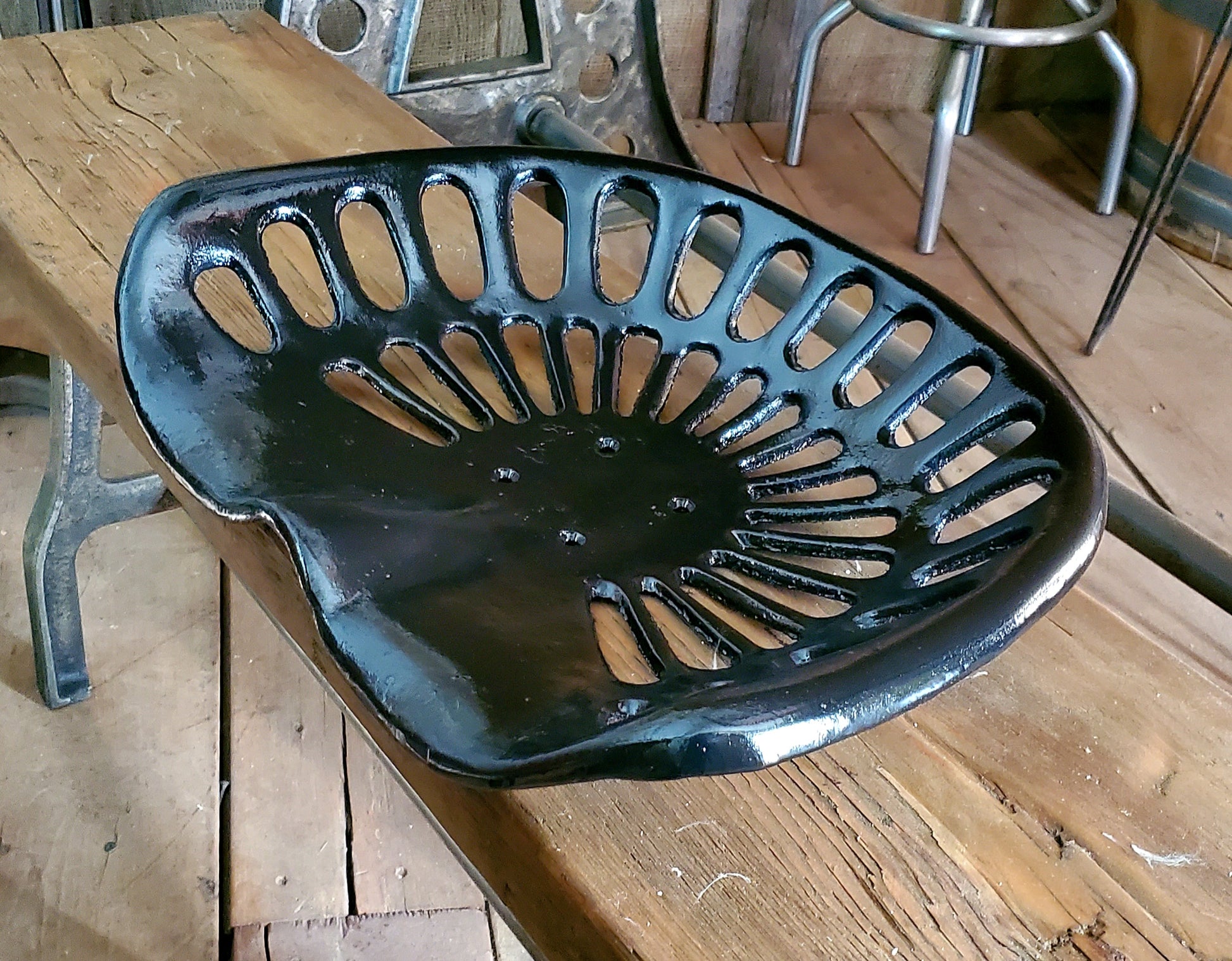 Tractor Seat - Cast Iron Painted Black - Spearhead Collection - Stools - 