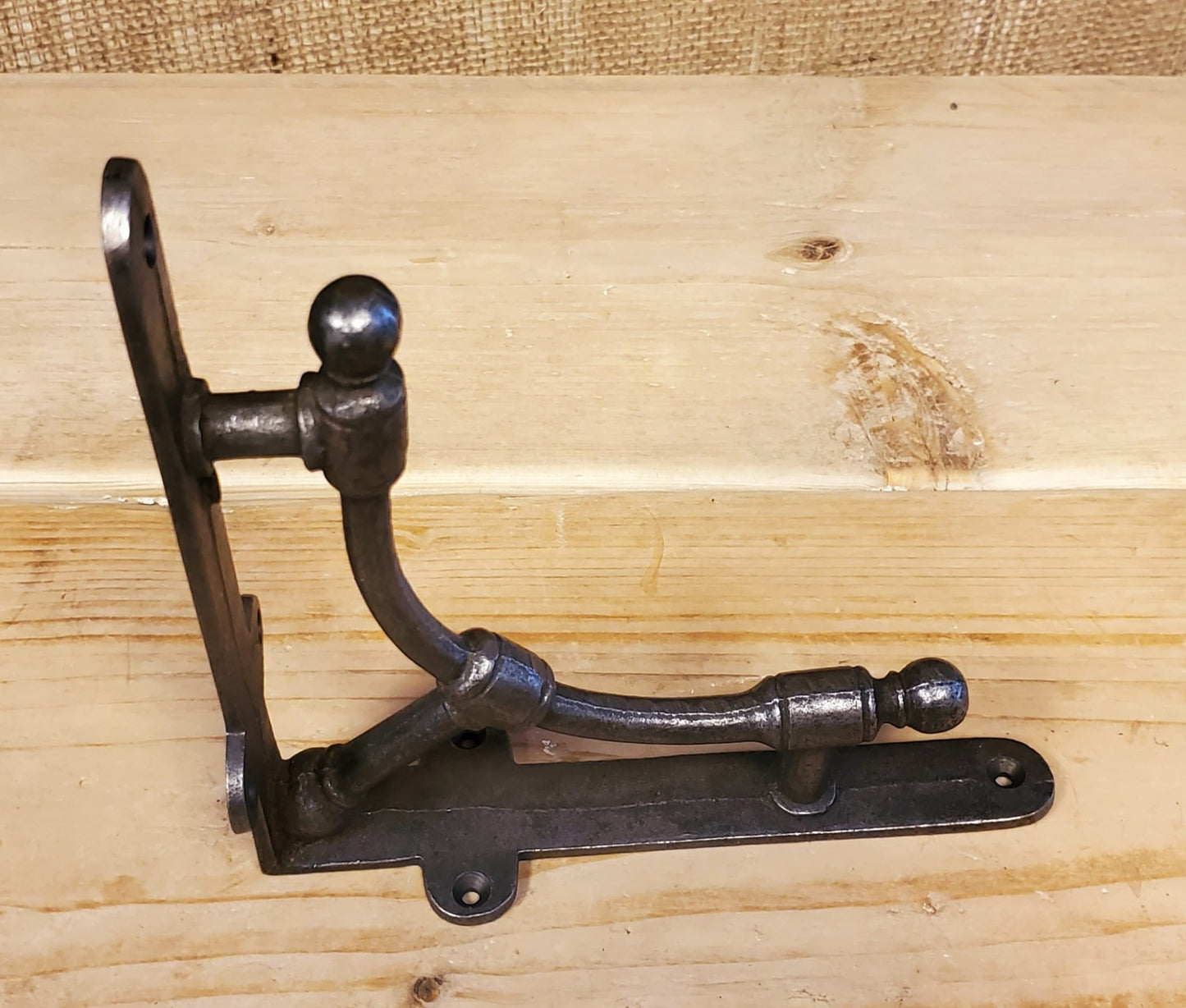 Albion Shelf Bracket - 2 sizes