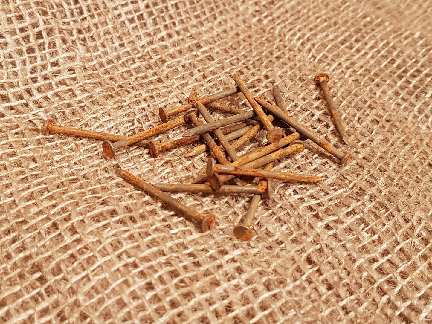 Rusty steel nails 2" (25 pack) - Spearhead Collection - Nails – Spikes – Studs - Hardware, Millwork Hardware, Nails, Rusted Finish