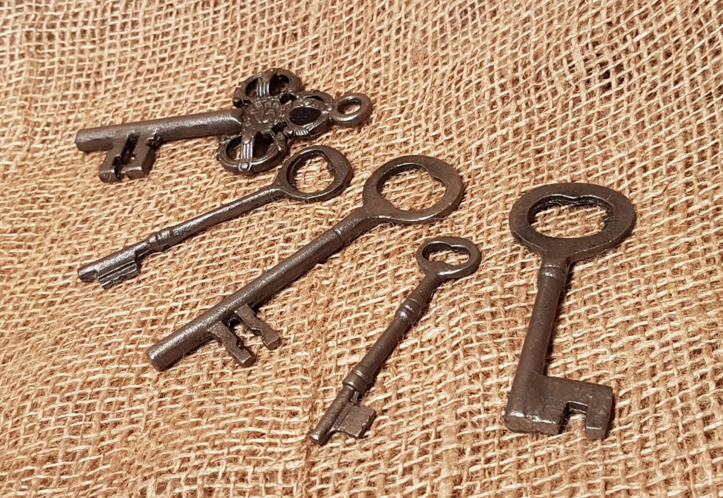 Keys - Decorative Cast Iron (set of 5)