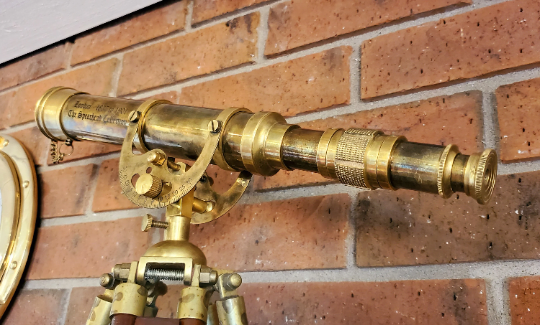 Vintage-Style Telescope - Antique Brass – Spearhead & Company