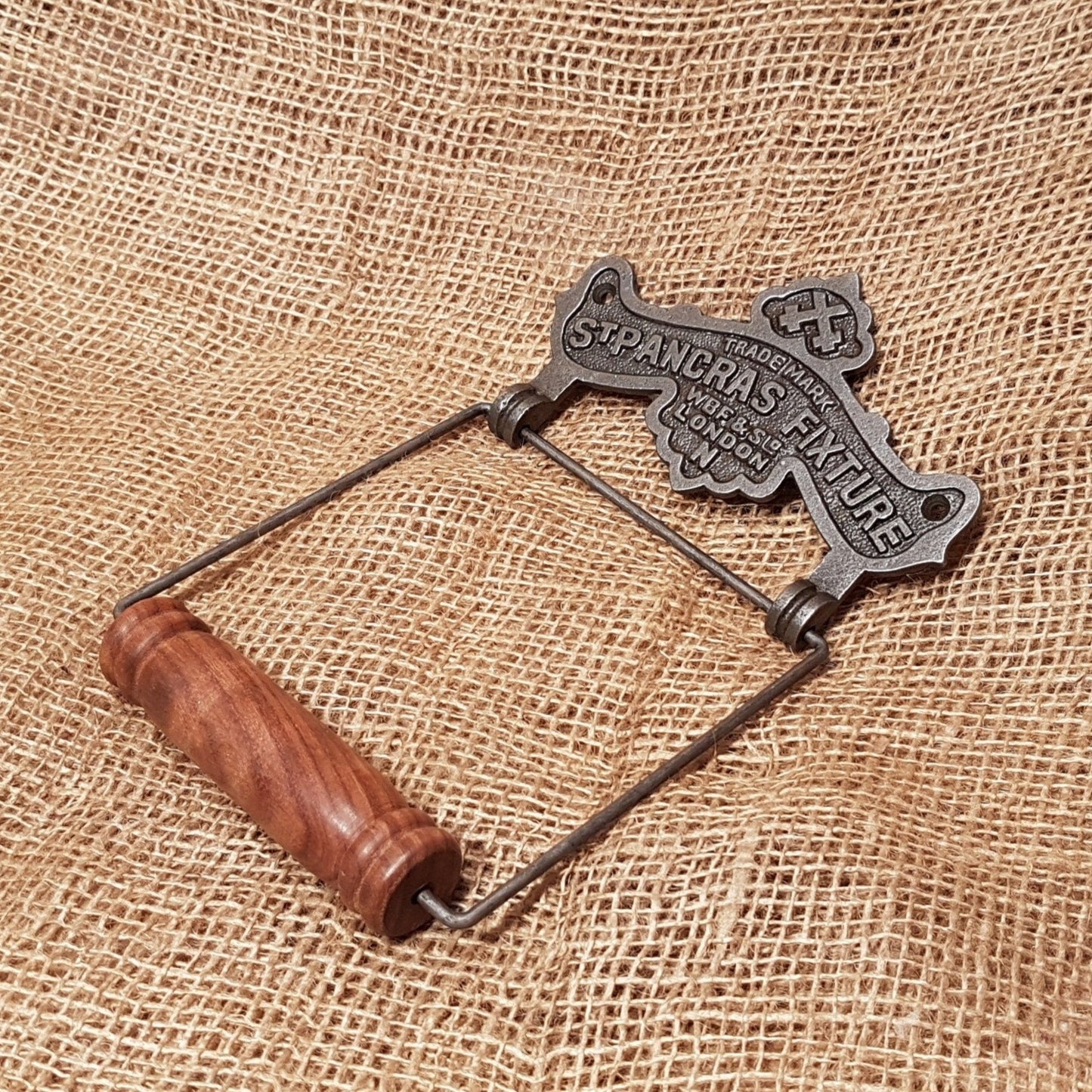 St Pancras - Vintage Toilet Paper Holder - Spearhead Collection - Toilet Paper Holders - Bathroom Decor, Home Decor, Made in England, Toilet Paper Holders
