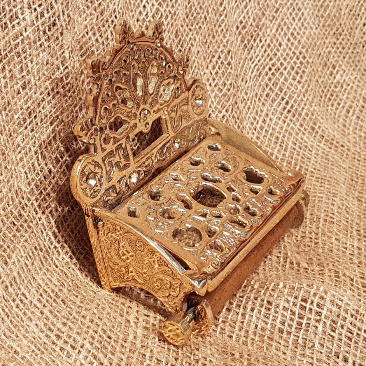 Victorian with Lid Brass - Toilet Paper Holder - Spearhead Collection - Toilet Paper Holders - Bathroom Decor, Brass, Home Decor, Toilet Paper Holders, Victorian